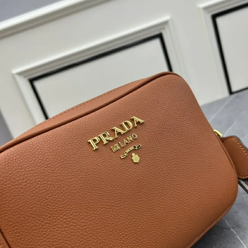 prada aaa qualite mini sac a main pour femme s_1240b7b3